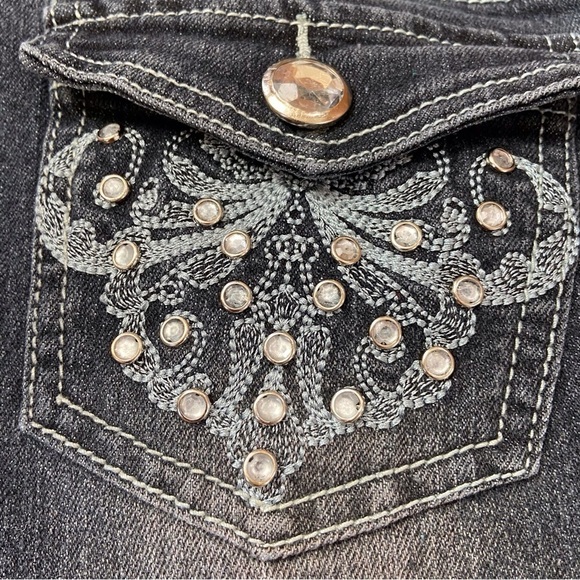 TOUCH Me jeans crystal embellishments flap pockets low rise ripped size 11-12 - Picture 3 of 14